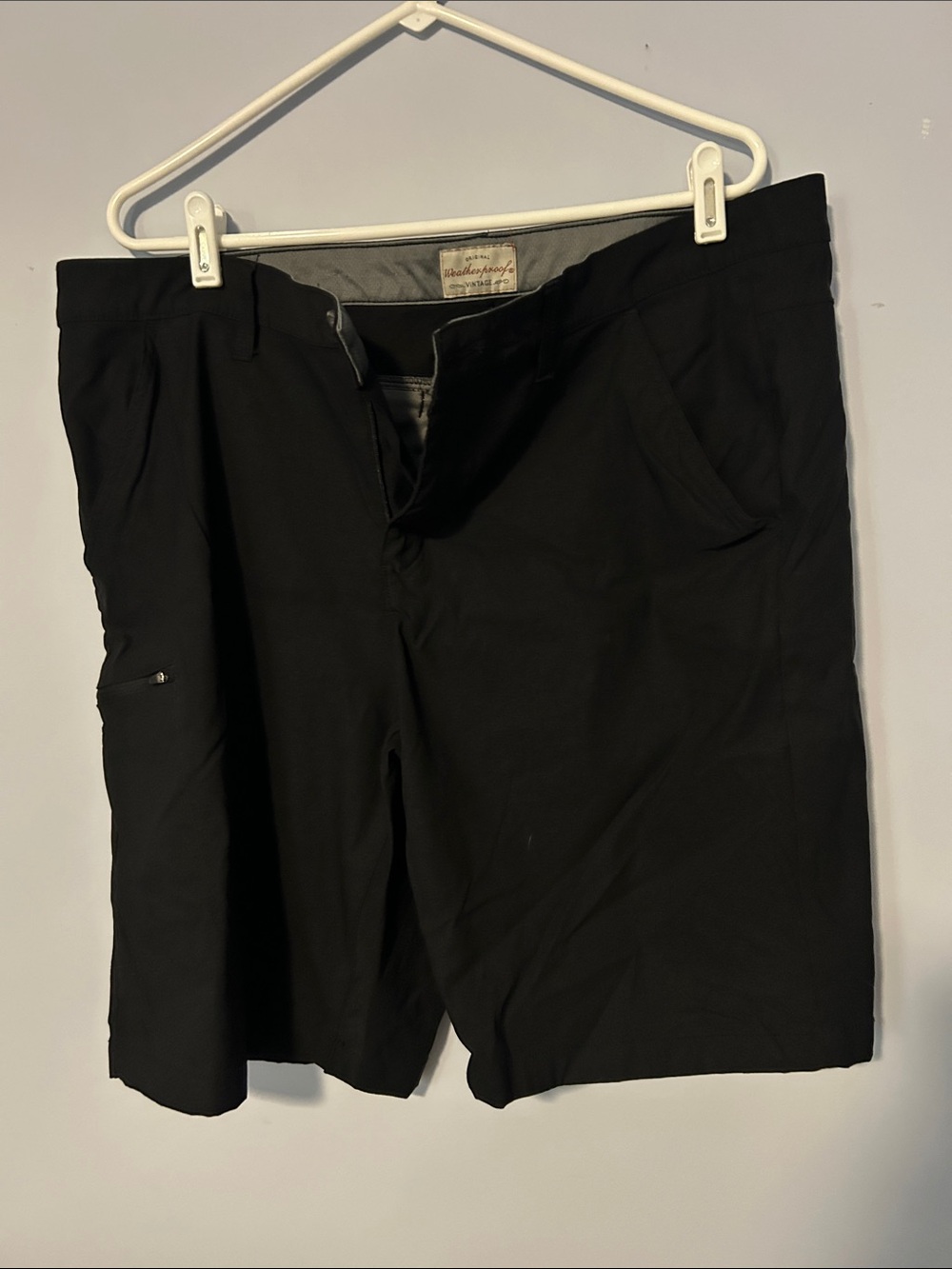 Weatherproof Black Cargo Shorts for Men